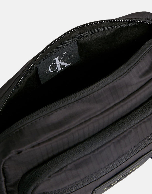 Calvin Klein Sport Essentials Camera Bag Black